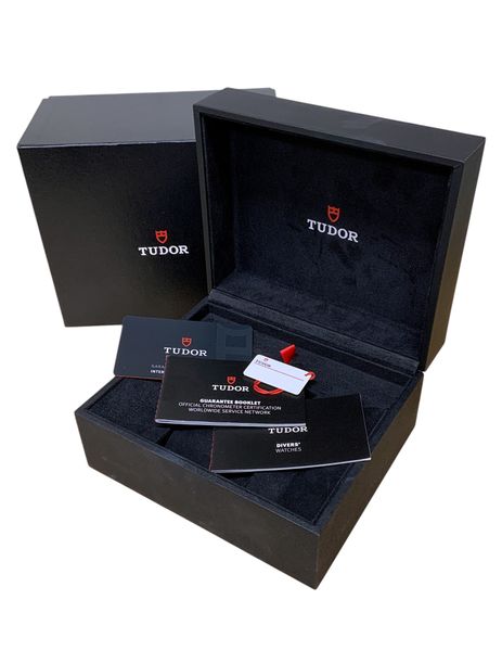 Tudor Black Bay M79230R-0011